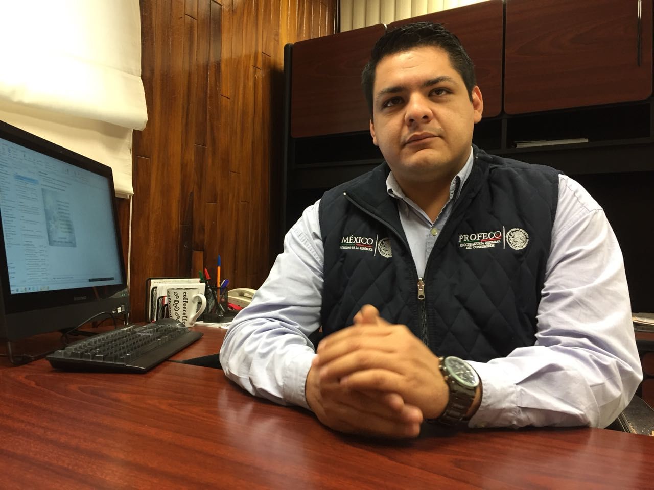 Suspenden y multarán a