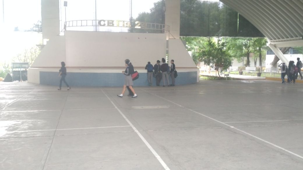 Entra con pistola al Cbtis 24; queda detenido