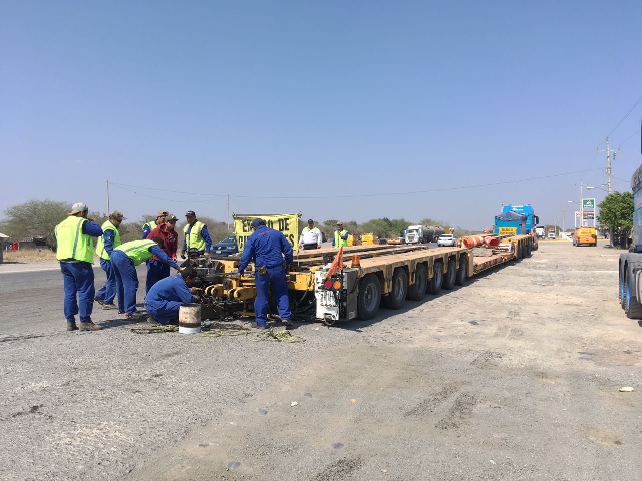 Pega de lado a plataforma de tráiler