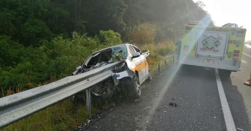 muere-taxista-ensartado-en-valla-metálica