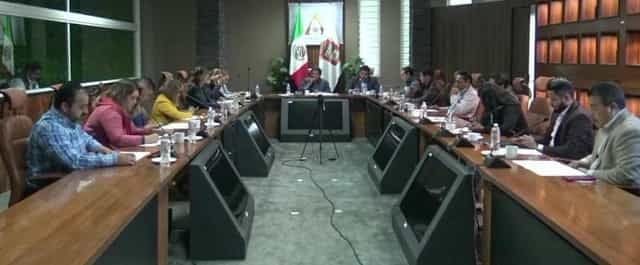 Récord: mexicana dará a luz a 13 bebés