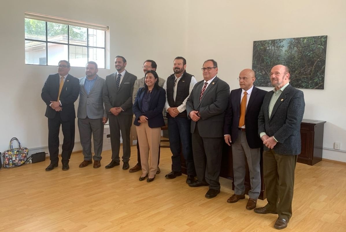 Designan al Dr. Flaviano Benavides primer vocal de la AMEFMVZ