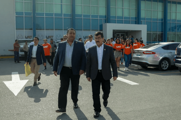 Presenta Dámaso Anaya proyectos académicos de la UAT en Nuevo Laredo