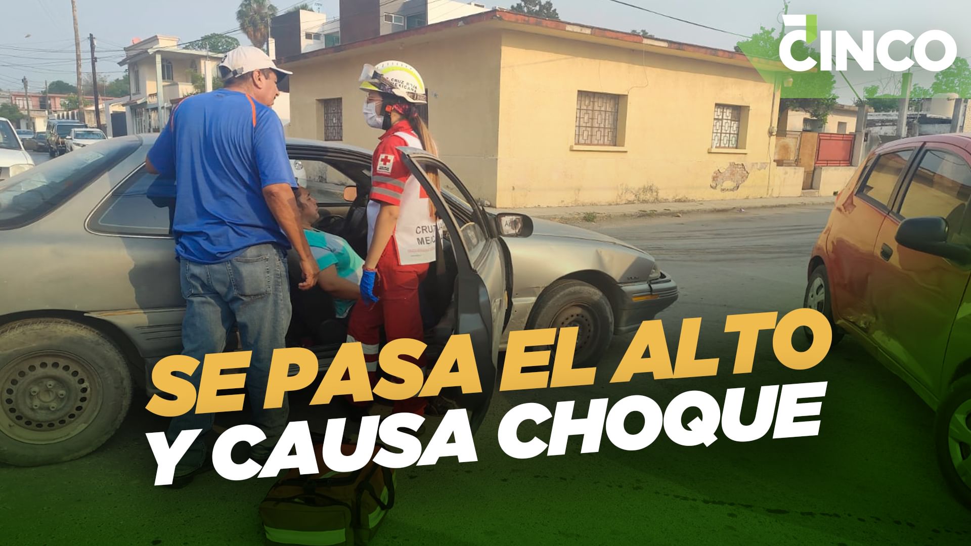 Se pasa el alto y causa choque