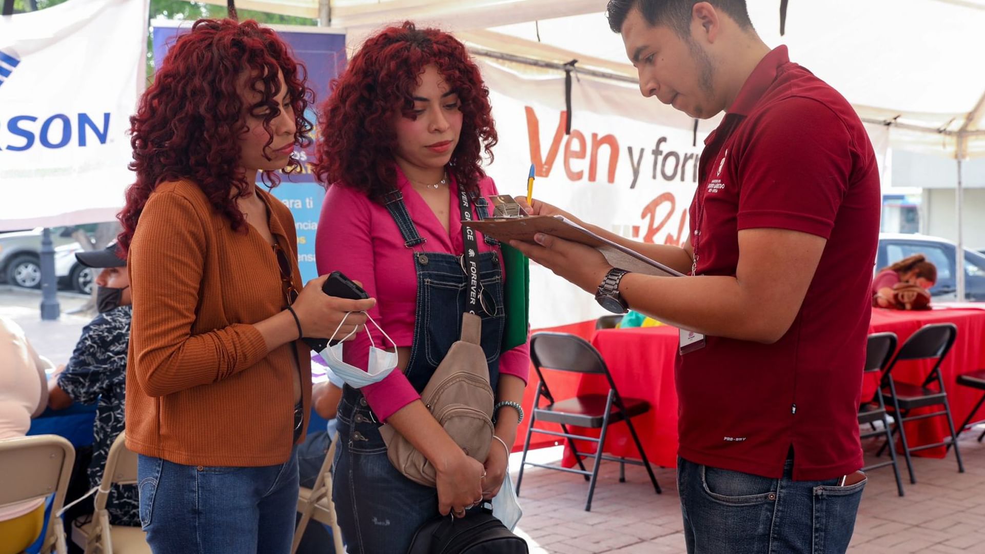 REACTIVA GOBIERNO DE NUEVO LAREDO “EMPLEO EN TU COLONIA”