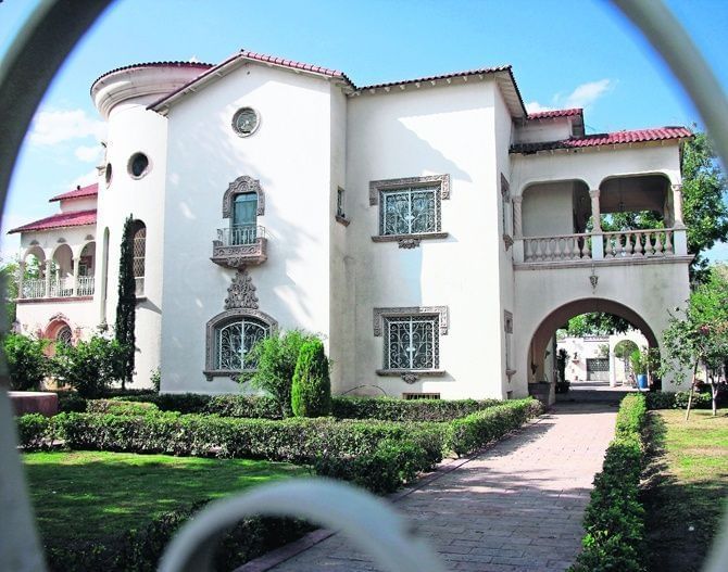 n-e5-eu300816-10ph02_35282232.jpg_1623471494.jpg_1623471494